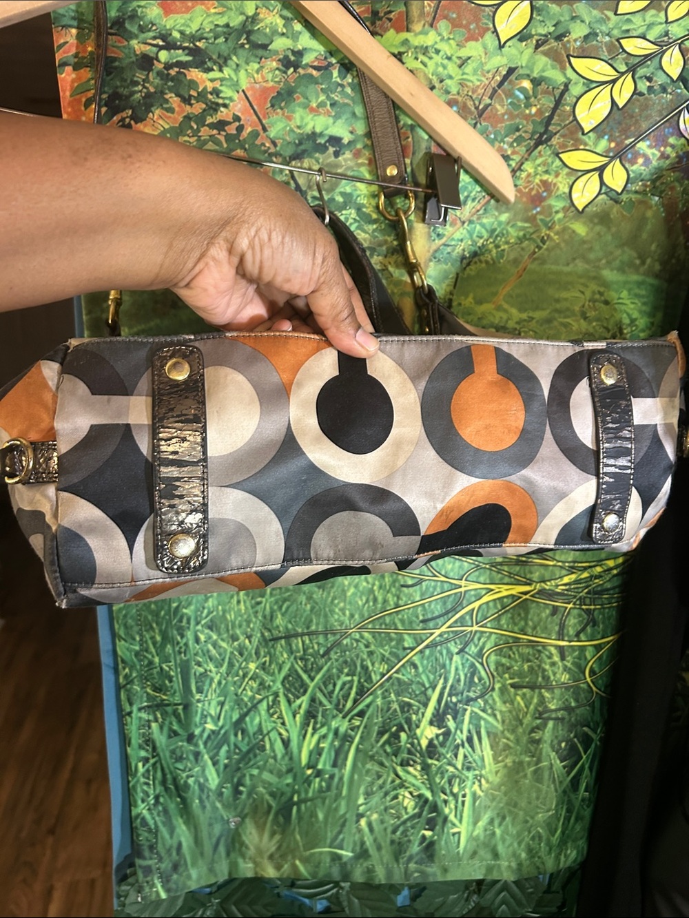 Coach Madison Graphic Multi Color Op Art Shoulder Bag:USED!VIEW ALL PICS B/4 Buy - Picture 9 of 13